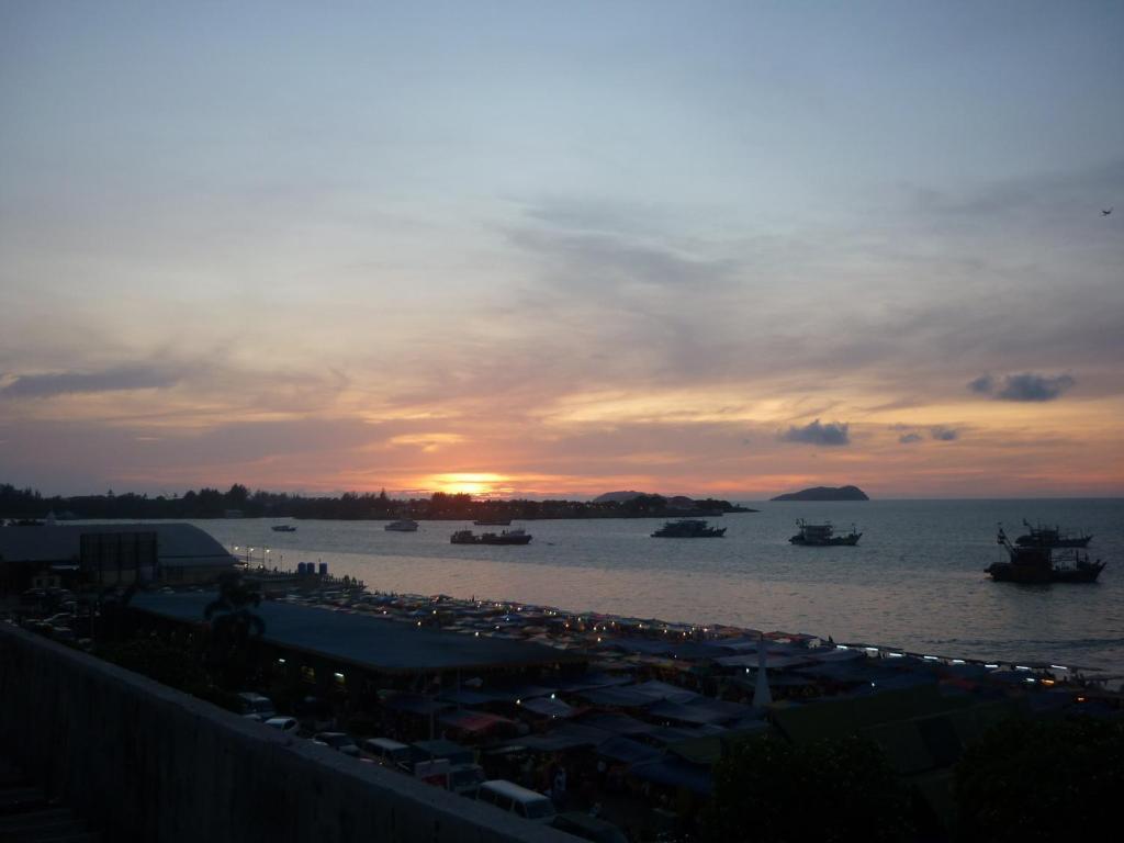 A&J Budget Hotel Kota Kinabalu Exteriör bild