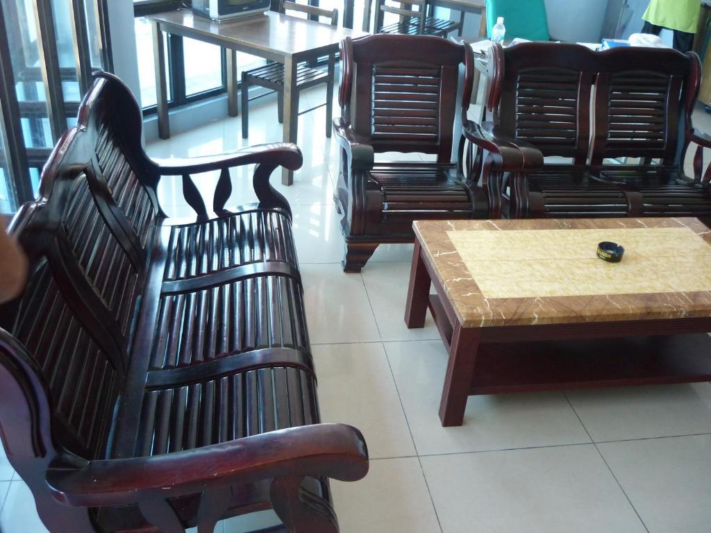 A&J Budget Hotel Kota Kinabalu Exteriör bild