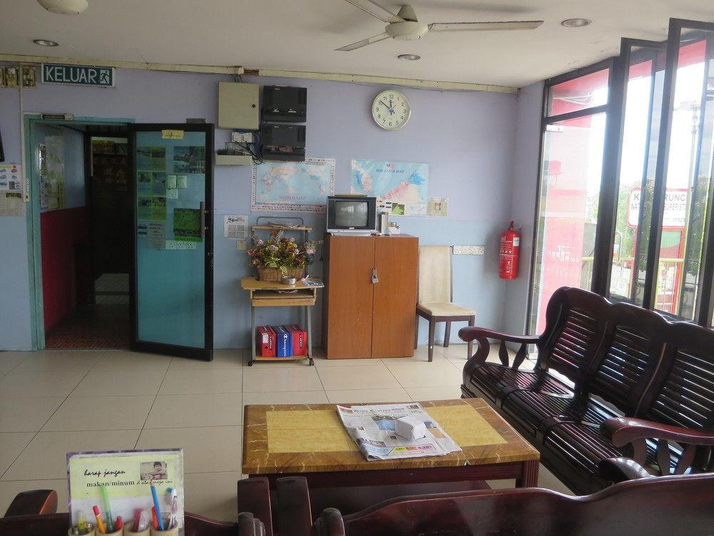 A&J Budget Hotel Kota Kinabalu Exteriör bild