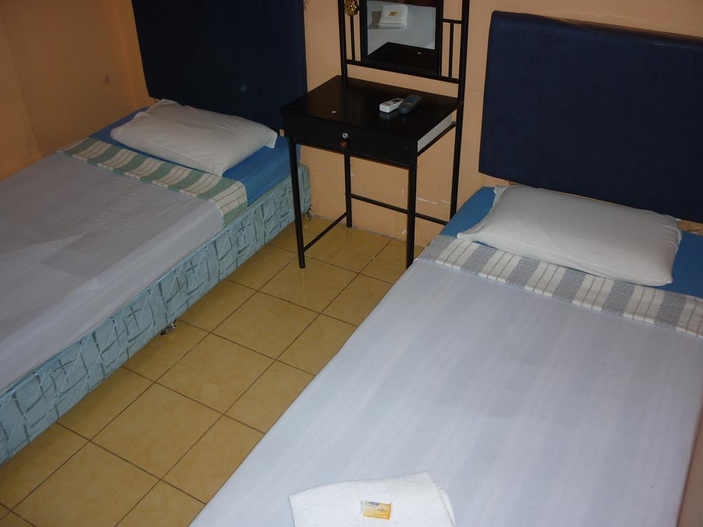 A&J Budget Hotel Kota Kinabalu Exteriör bild